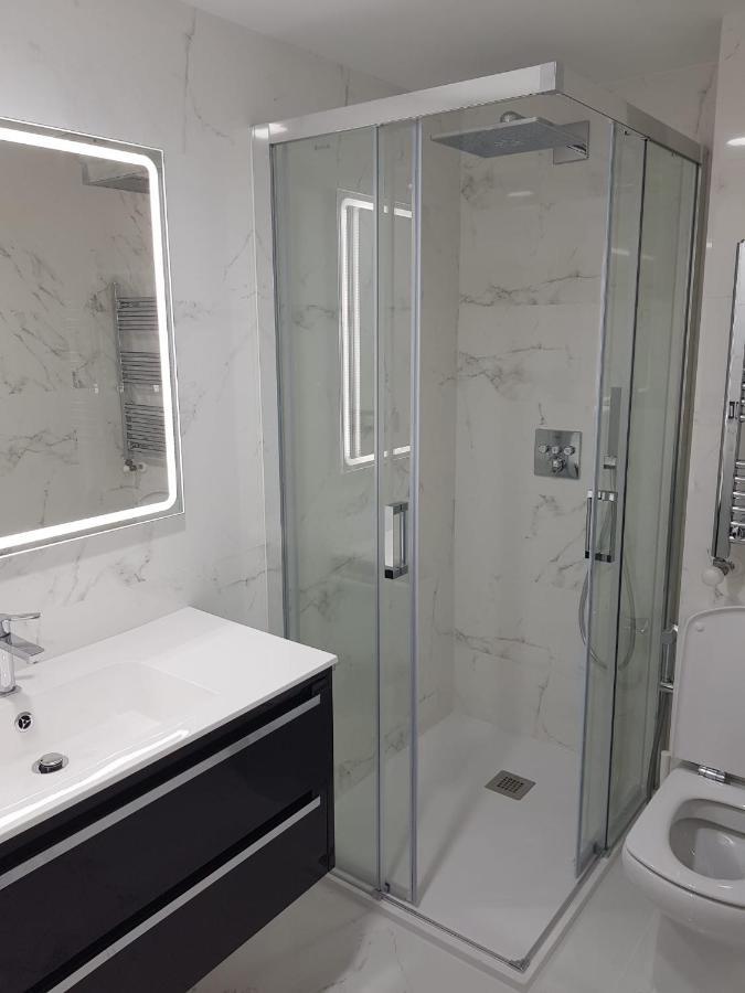 Ordono II Suites Con Aire Acondicionado Y Wifi เลออน ภายนอก รูปภาพ