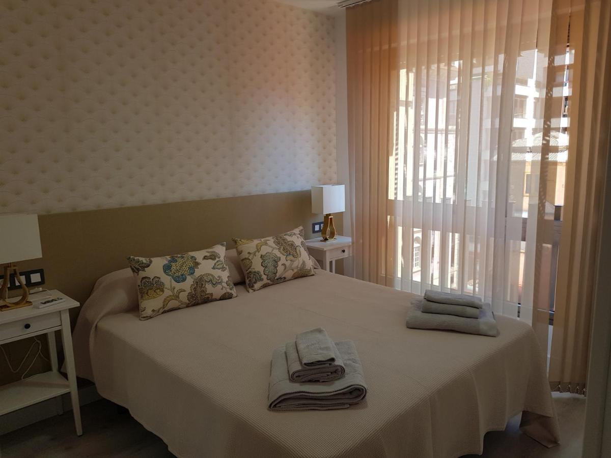 Ordono II Suites Con Aire Acondicionado Y Wifi เลออน ภายนอก รูปภาพ