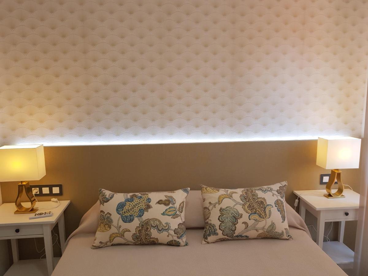 Ordono II Suites Con Aire Acondicionado Y Wifi เลออน ภายนอก รูปภาพ