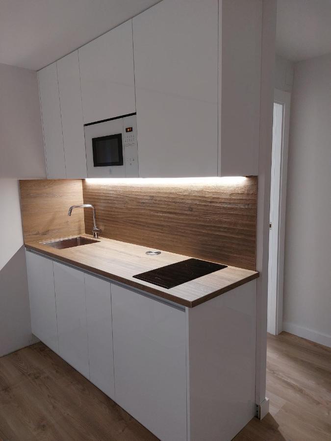 Ordono II Suites Con Aire Acondicionado Y Wifi เลออน ภายนอก รูปภาพ